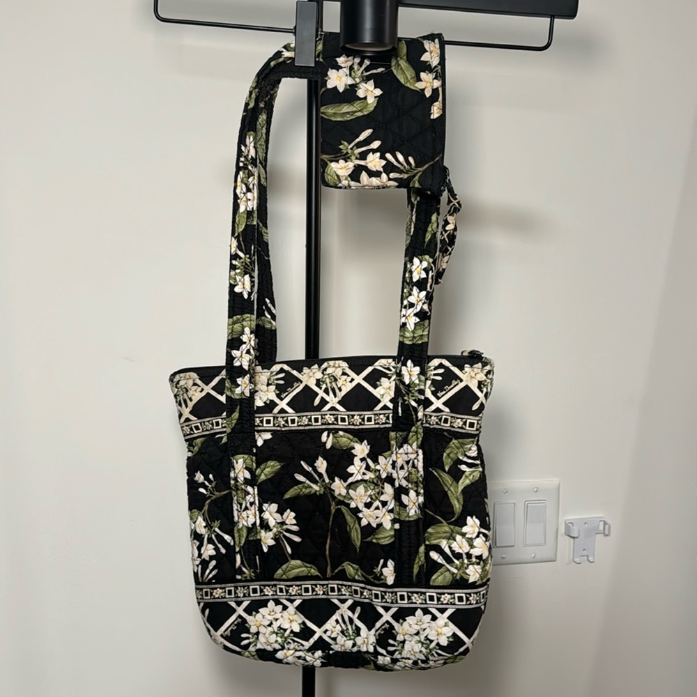 Vintage Vera Bradley tote with coin purse